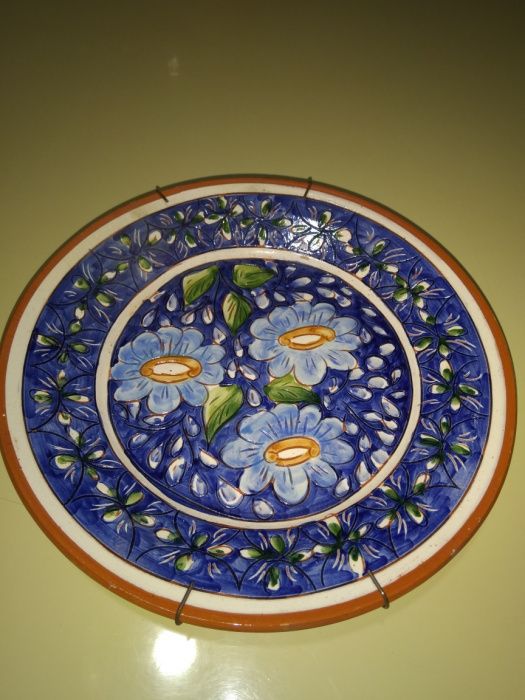 Prato típico de barro 24 cm