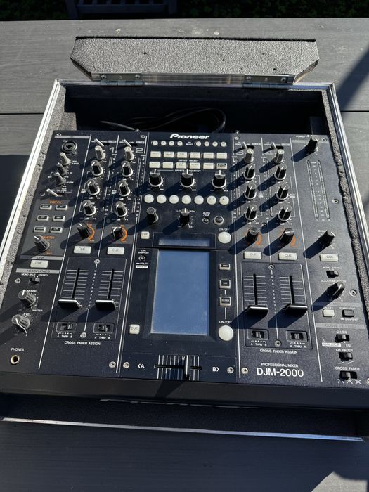 Mixer Pioneer  Djm 2000