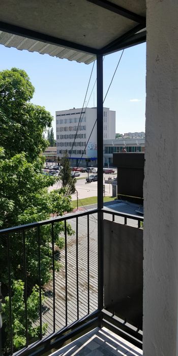 1-кім.кв, Ж/Д вокзал, академія прикордонних військ. Кондиціонер.