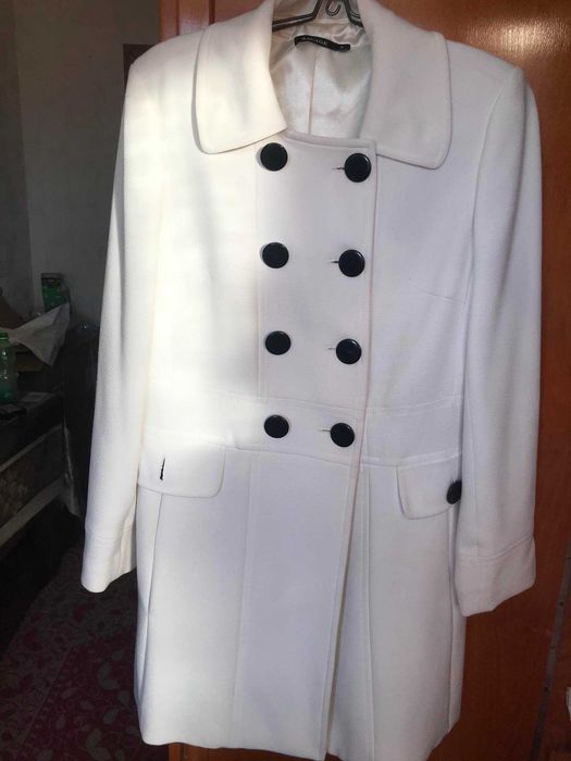 Шикарное классическое шерстяное  пальто ZARA  S р.