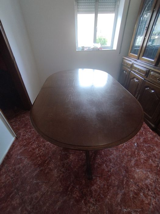 Móvel sala de jantar, mesa e cadeiras