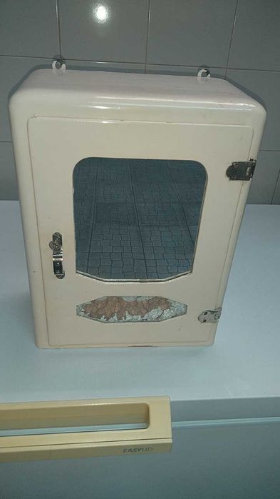 Armario farmacia vintage