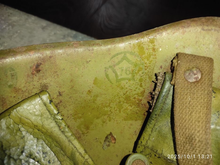 Продам шолом ссср