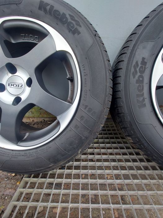 Opony KLEBER  bez felg 195 /65/15 na 4 śruby