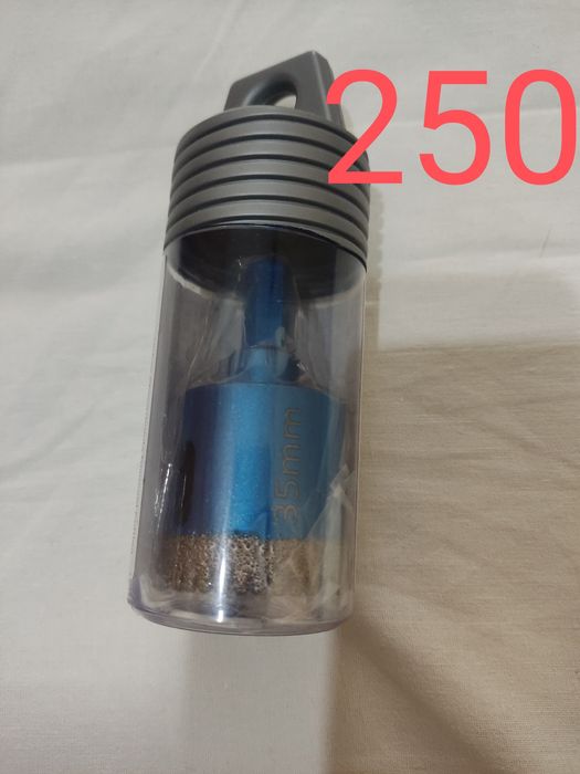 Коронки по плитці