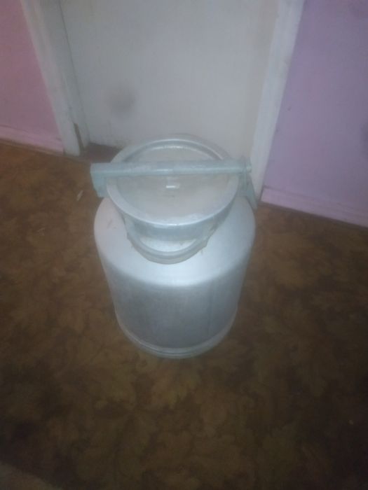 Срочно продам алюминиевый бидон