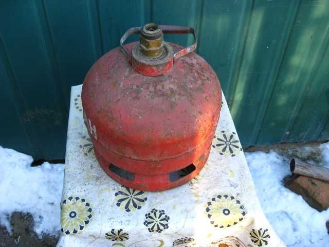 Газовый баллон 5 литров.