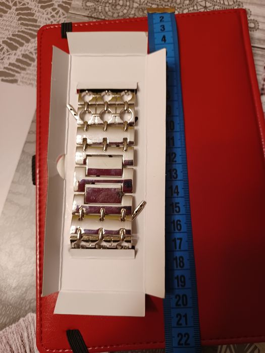 Zegarek damski AVON Aisha