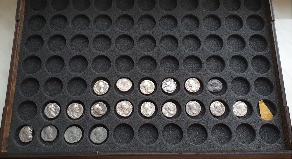 Планшет для монет