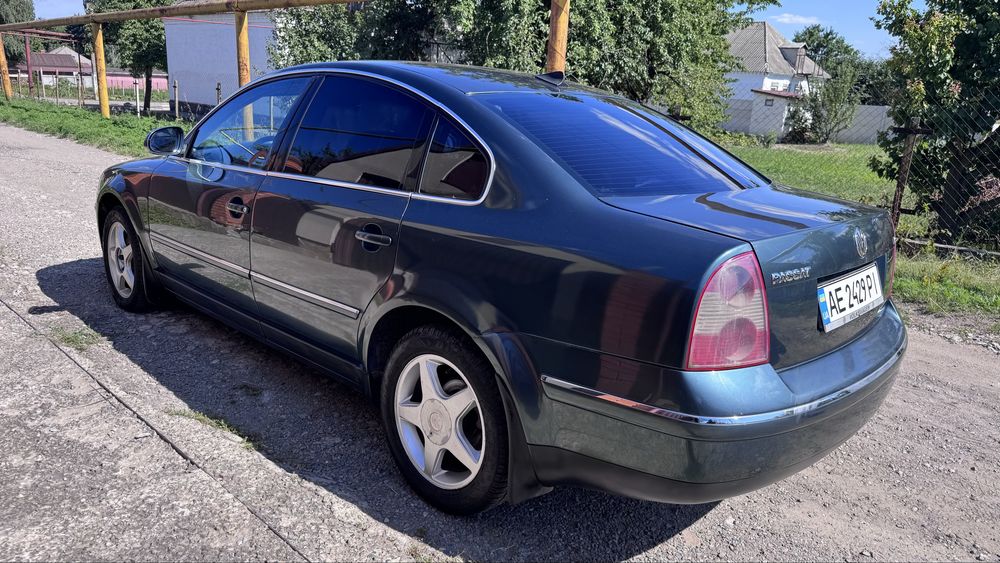 Volkswagen Passat B5+ 2.8 V6