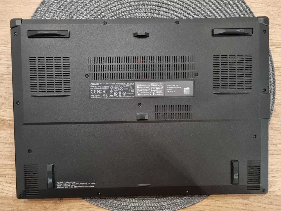 ASUS TUF Dash Gaming F15 i7, 24GB RAM, RTX3060, SSD 512g (mod FX516PM)