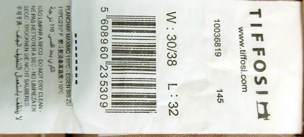 Chinos Tiffosi tapered fit em óptimo estado