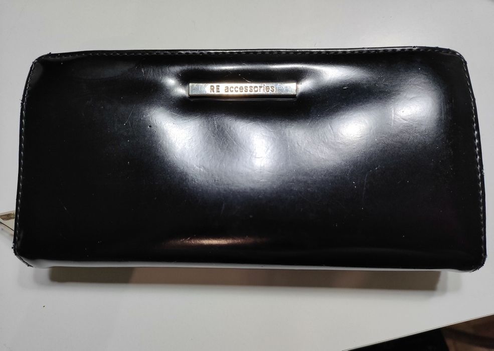 Portfel damski czarny błyszczący duży