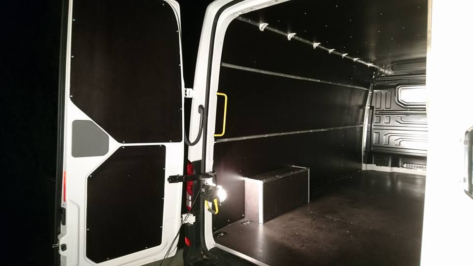 VW Crafter L5H3 zabudowa busa