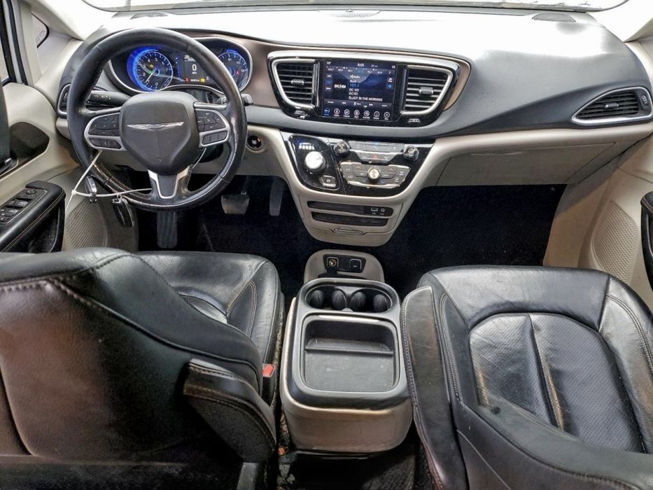 chrysler Pacifica touring l