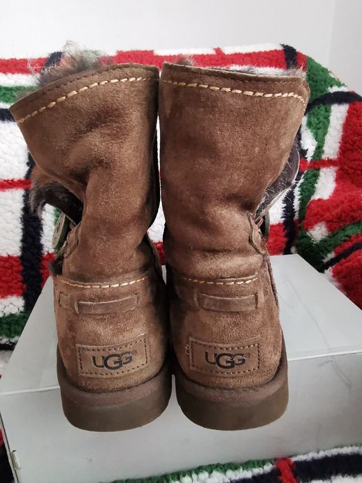 Ugg Australia Meadow Oryginalne śniegowce saszki mukluki 39