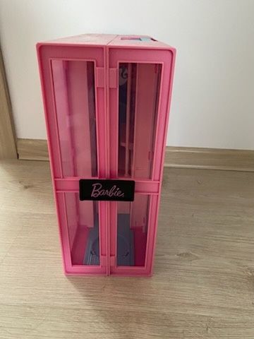 Szafa dla lalek Barbie