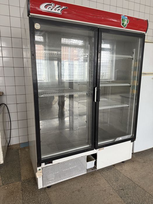 Холодильний шкаф компанії COLD моделі SW 1200 SW 1400