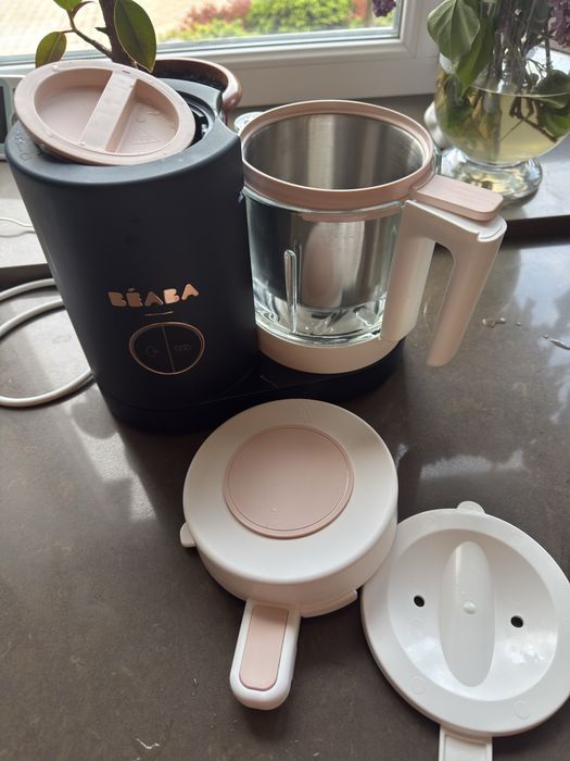 Beaba пароварка.