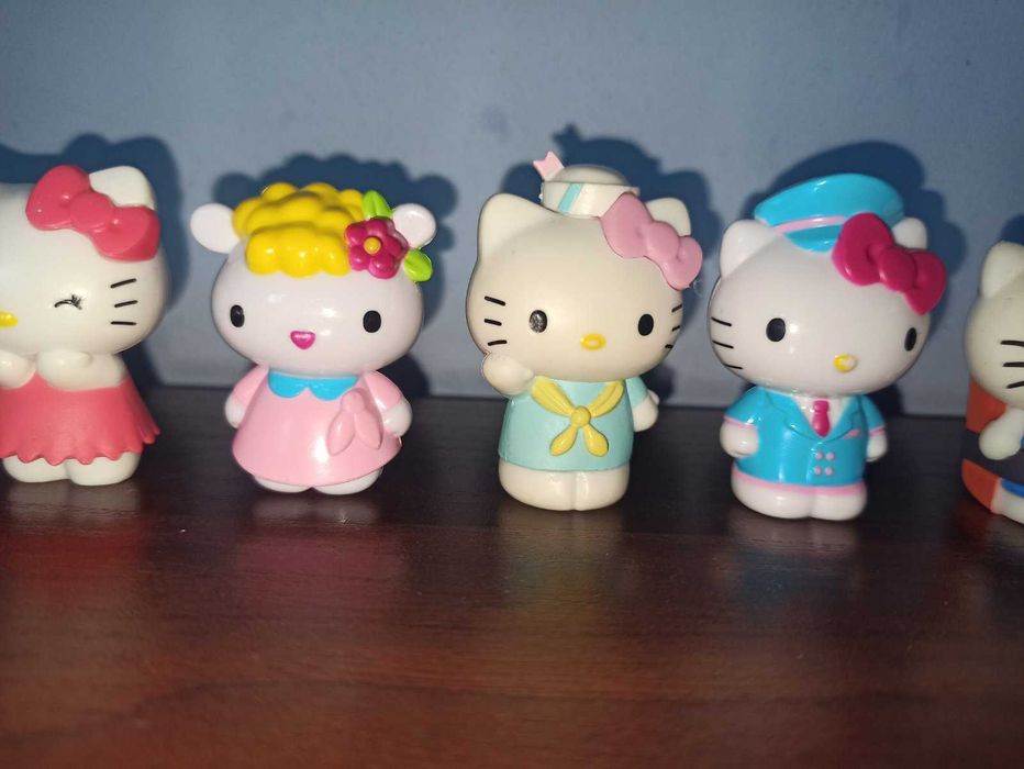 Фігурки іграшки Hello Kitty Хеллоу Кітті ліцензійні 5см