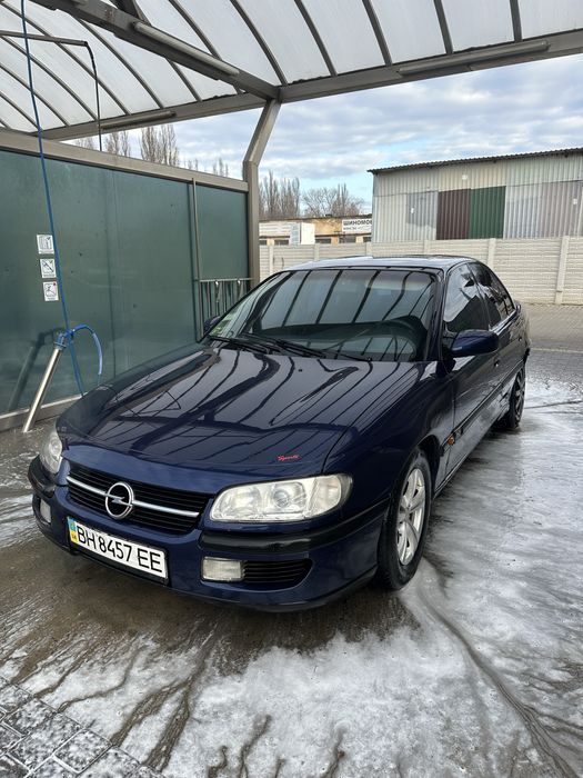 Продам машину, в хорошем состоянии, каждый день на ходу, по мотору проблем нет, каждое утро с пол оборота, работает ровно без перебоев, масло не есть. Салон на 8/10, кузов 8/10, мотор 9/10.
Есть где приложить руки, но в целом нормально.
Торг у капота, возможен обмен.
Видео обзор – https://t.me/perekyp_ua1