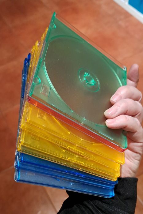Caixas de CD e DVD variadas431023255790571522