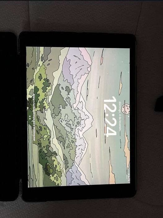 Apple iPad 9ª Geração 10.2" 256GB Wi-Fi + Cellular – Capa + Caneta