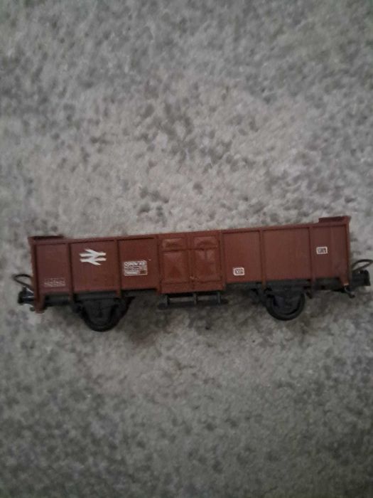 Kolekcjonerski zestaw 5 wagonów retro Tri-ang Hornby Martini OO