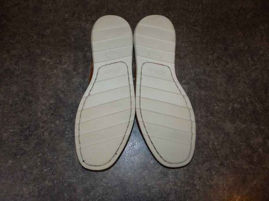 Лёгкие туфли , мокасины Clarks .