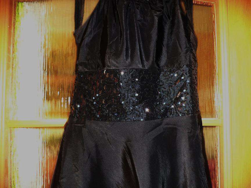 czarna sukienka 36 S cekiny tafta bal