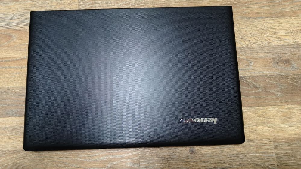 Ноутбук Lenovo  (17.3).Low energy.