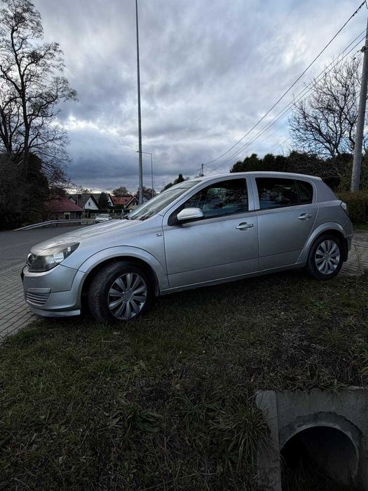Opel Astra 2006r