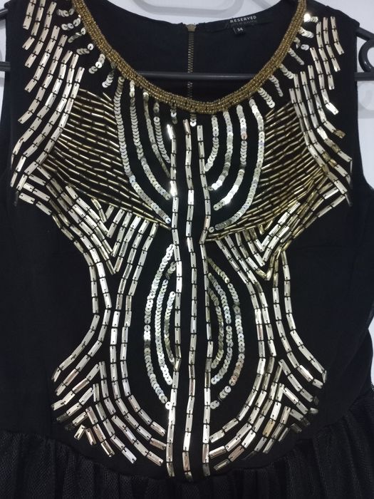 Sukienka reserved 34