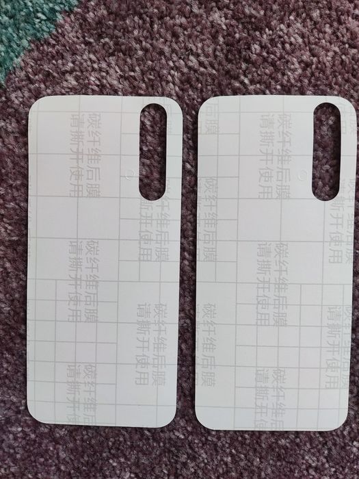 Защитная плёнка Realme X50. Карбон