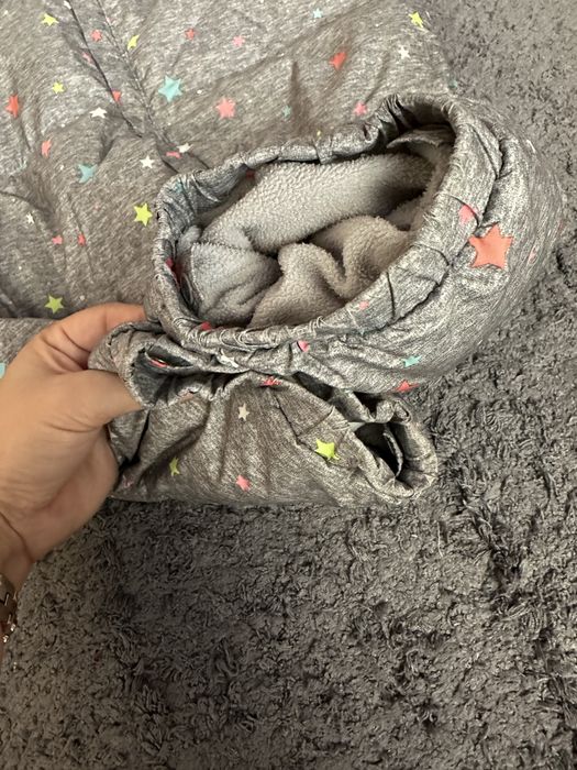 Комбінезон Gap на 18-24 м , стан ідеальний