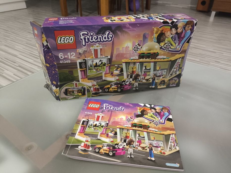 Klocki LEGO Friends Wyścigowa restauracja 41349