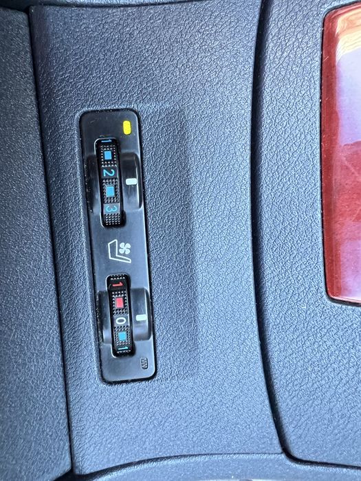 Продам Lexus Ideal