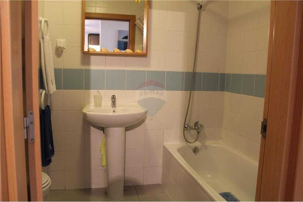 Arrenda-se Apartamento T2 Centro de Mafra c/ Novo