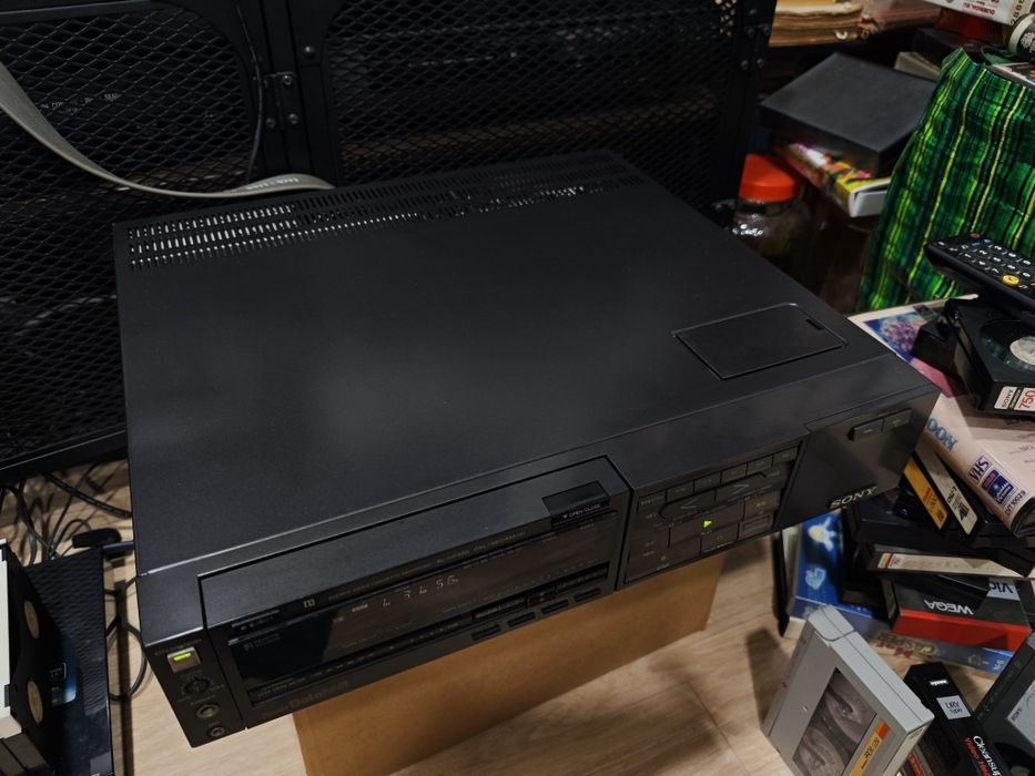 Sony Super Betamax SL-HF950
