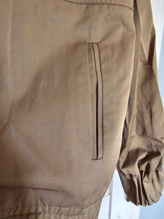 Bomberka lekka kurtka khaki ozdobne haftowane kwiaty Reserved 42 NOWA