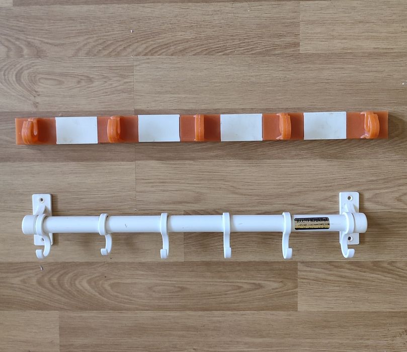 Вішалки настіні виробництва Польща