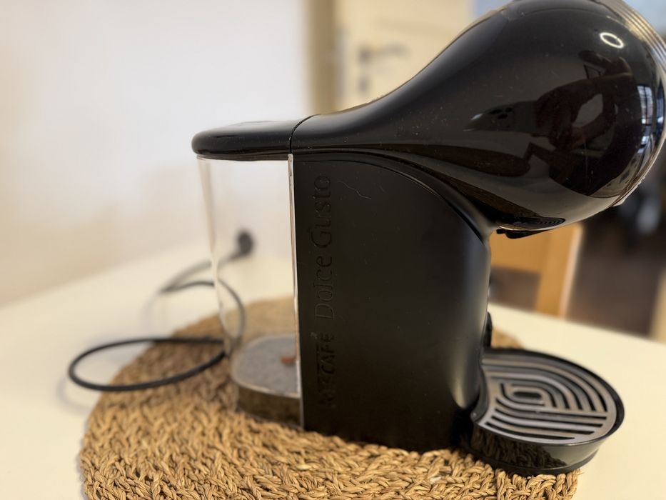 Máquina De Café Krups Nescafé Dolce Gusto  Preto