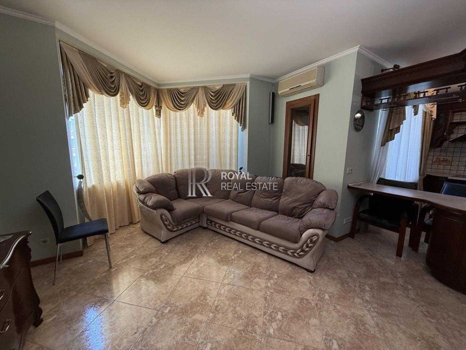 Продаж Квартири 76 м2, вул. Салютна 1б, метро Нивки, Шевченківський район
