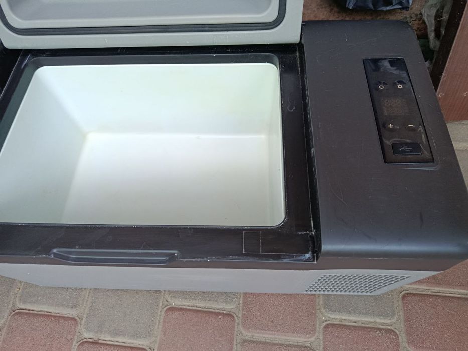 Ремонт холодильников, морозильников, ледогенераторов.