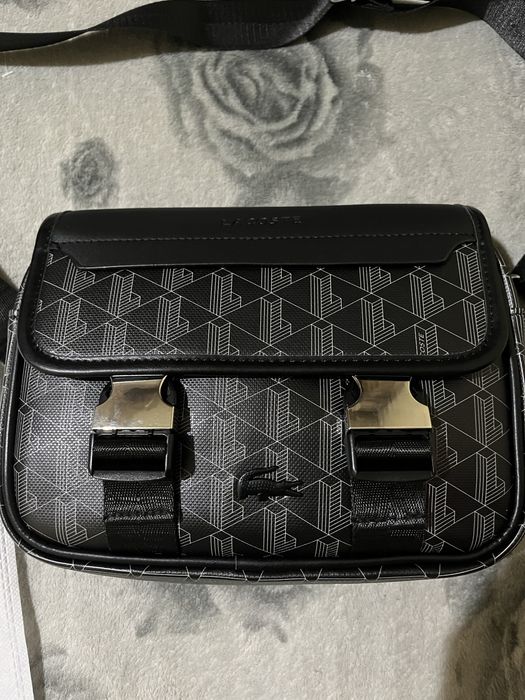 Bolsa de mola da Lacoste