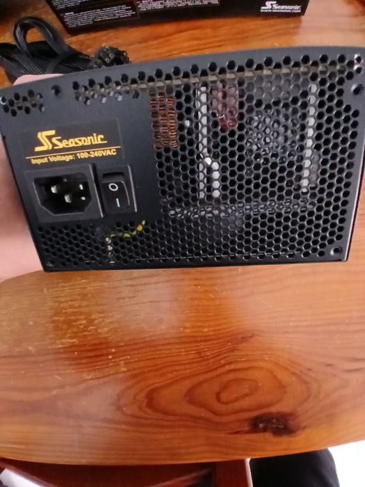 Fonte Alimentação Seasonic CORE GM-650 650W 80 Plus Gold GARANTIA