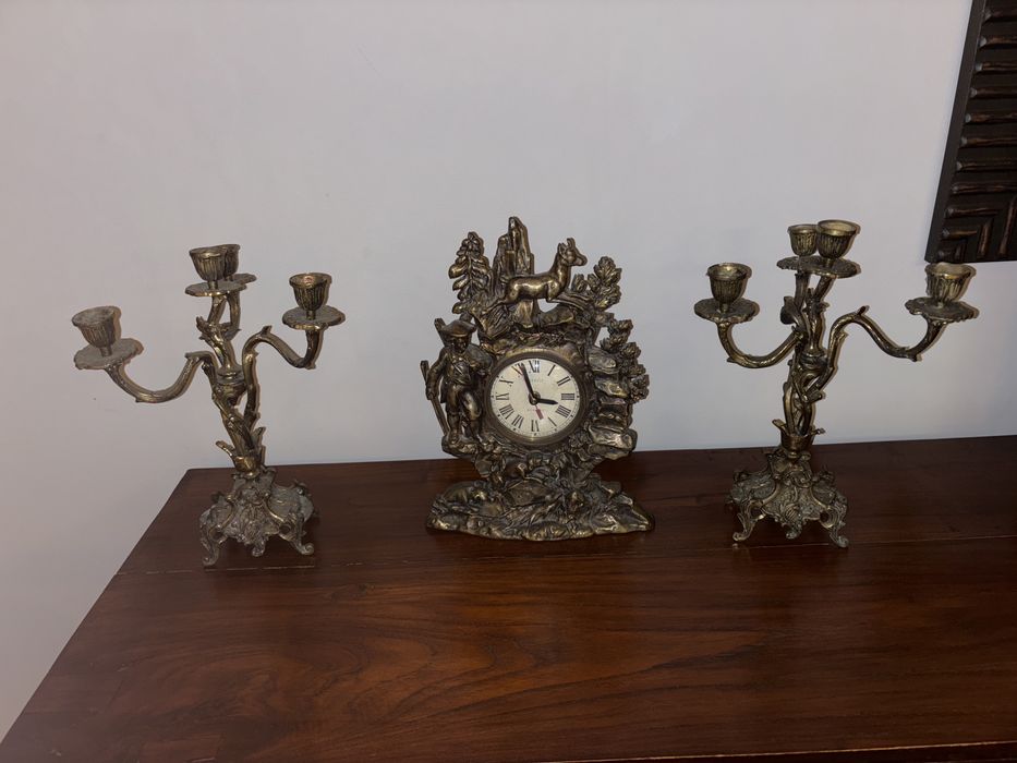 Conjunto de Castiçais e candelabro