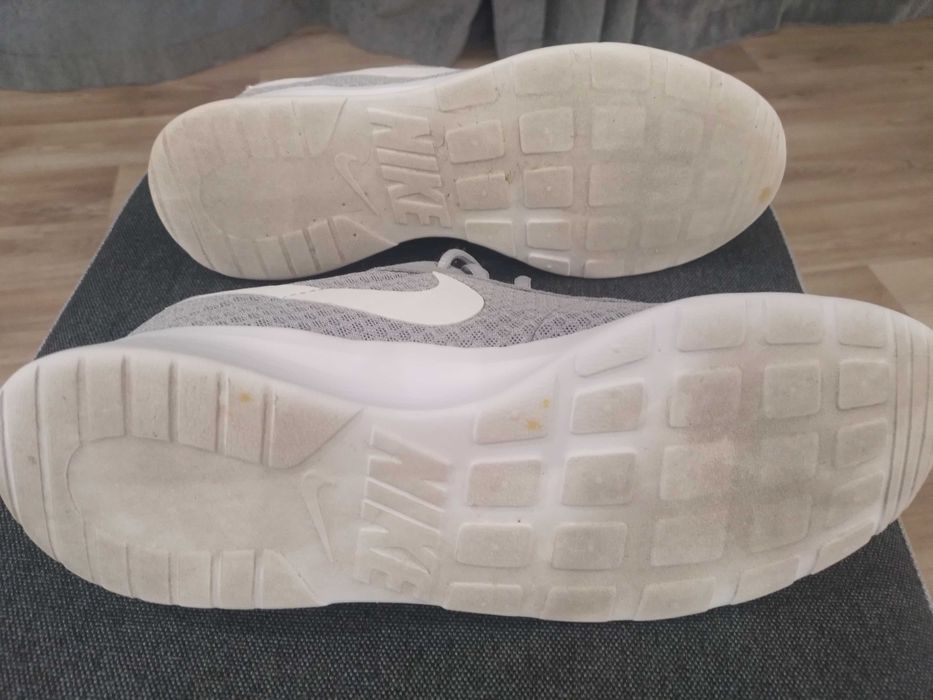 чоловічі кросівки NIKE