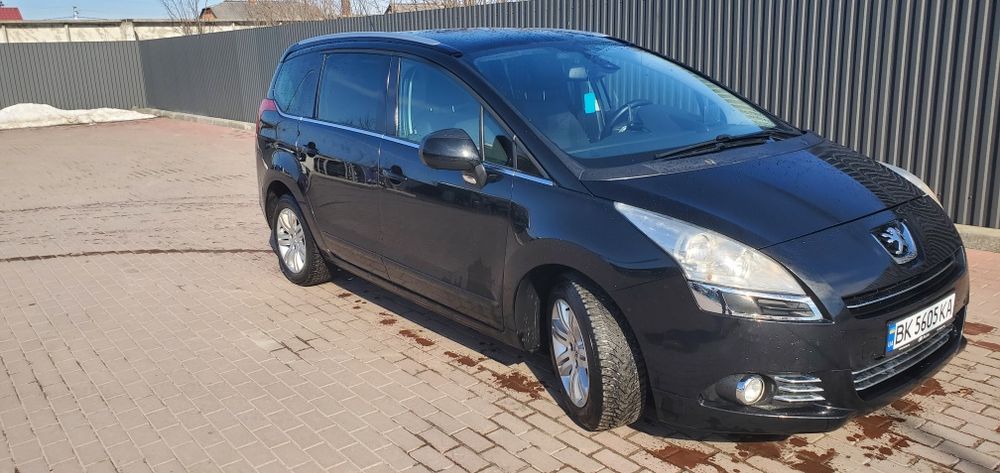 Peugeot 5008 1.6 дізель