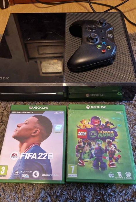 Xbox One 350GB + 3 Jogos
